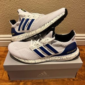 (Sold) Adidas UltraBoost DNA 5.0 - Sz. 10.5